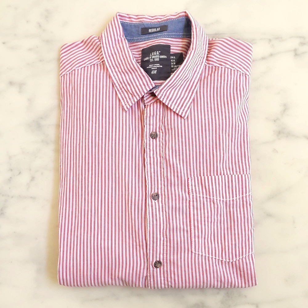 NWOT. H&M Men's 100% Corton Casual Button-Down Shirt with stripes.